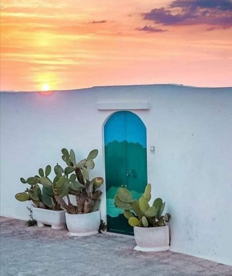 V&M suite con jacuzzi Ostuni Exterior foto